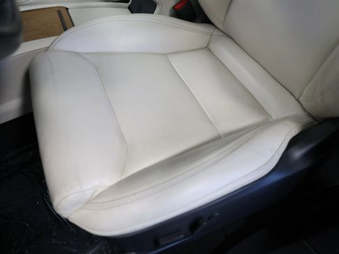 Used 2020 Tesla Model X Long Range image 27