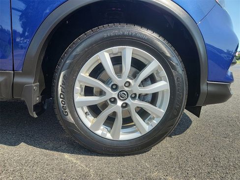 Used 2022 Nissan Rogue Sport S image 8