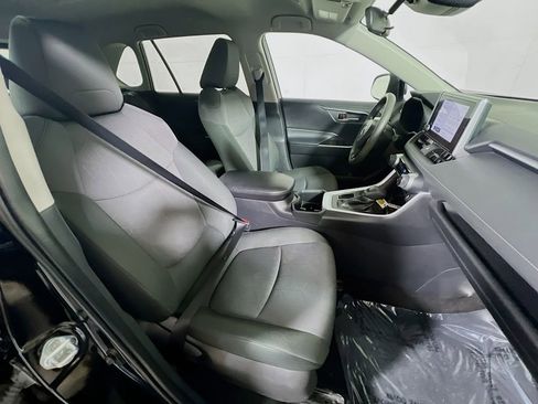 Certified 2024 Toyota RAV4 XLE FWD image 25