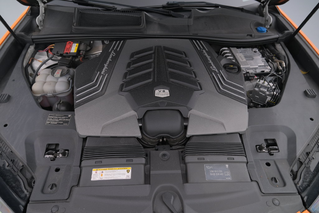 Used 2023 Lamborghini Urus Performante AWD/4WD image 58