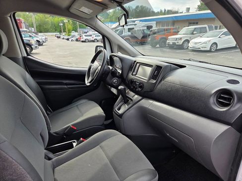 Used 2020 Nissan NV200 S w/ Back Door Glass Package FWD image 16