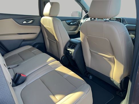 Used 2019 Chevrolet Blazer Premier image 33