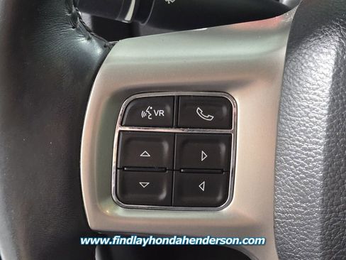 Used 2017 RAM 1500 Laramie image 25