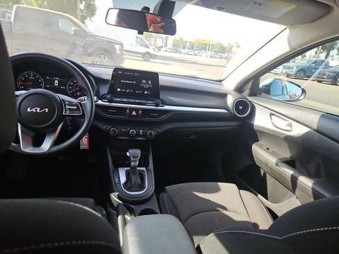 Used 2023 Kia Forte LXS FWD image 10