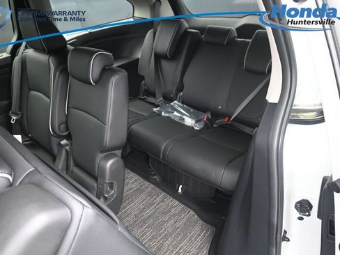 New 2026 Honda Odyssey Touring image 15