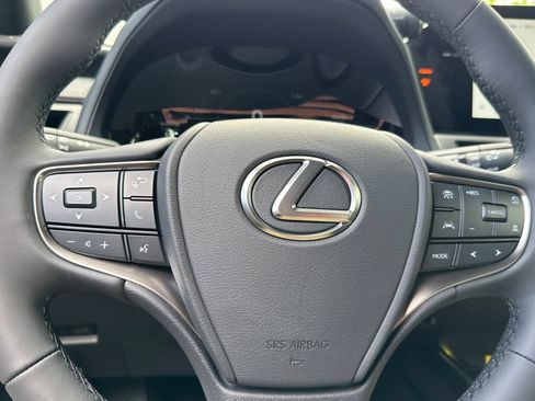New 2026 Lexus UX 300h FWD image 16