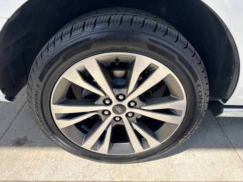 Certified 2021 Ford Expedition Platinum image 20