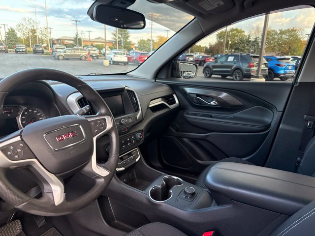 Used 2023 GMC Terrain SLE w/ Elevation Edition FWD image 10