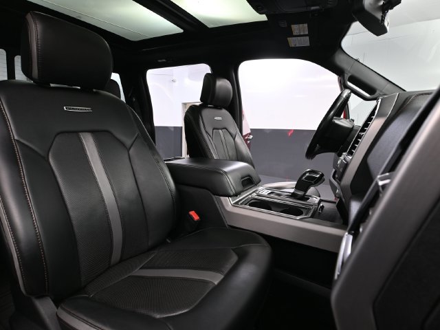 Used 2019 Ford F150 Platinum w/ Equipment Group 701A Luxury AWD/4WD image 43