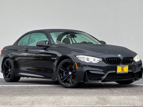 Used 2016 BMW M4 Convertible image 9