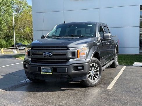 Used 2019 Ford F150 XLT w/ Equipment Group 302A Luxury AWD/4WD image 2