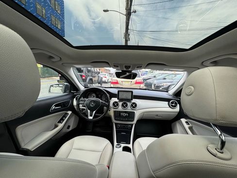 Used 2015 Mercedes-Benz GLA 250 4MATIC image 36