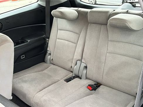 Used 2021 Honda Pilot EX image 28