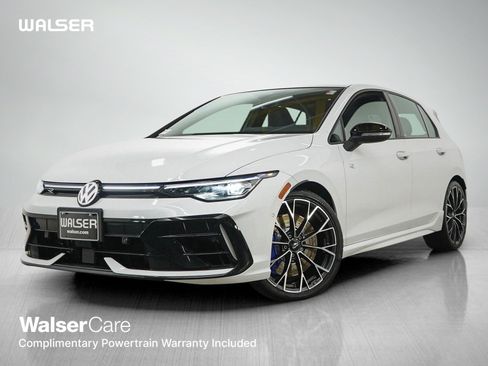 Used 2025 Volkswagen Golf AWD/4WD image 1