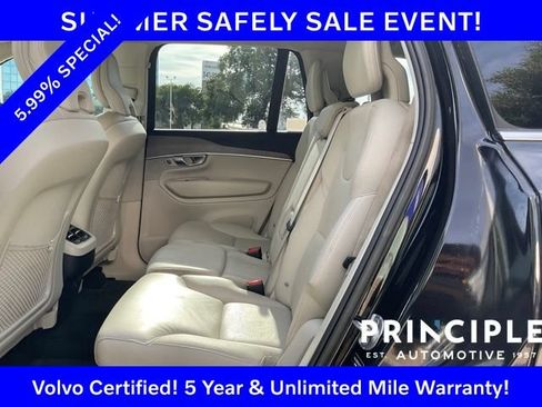 Certified 2023 Volvo XC90 B5 Plus AWD/4WD image 24