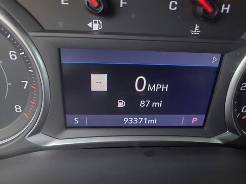 Used 2021 GMC Acadia SLT w/ Preferred Package FWD image 36