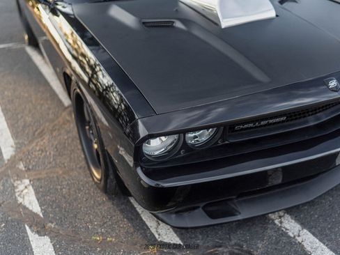 Used 2009 Dodge Challenger SRT8 w/ SRT Option Group II image 57