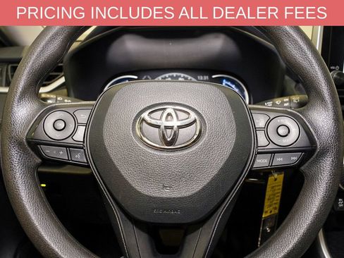 Used 2025 Toyota RAV4 LE AWD/4WD image 16