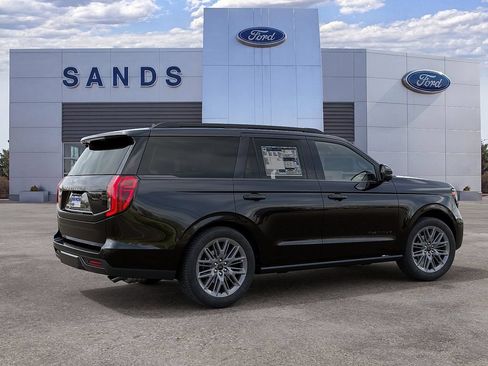 New 2027 Ford Expedition Platinum w/ Stealth Appearance Package AWD/4WD image 6
