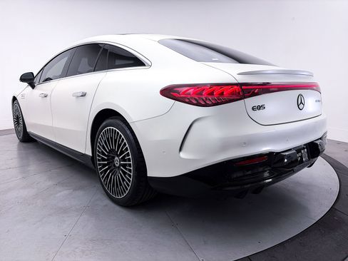 Used 2022 Mercedes-Benz EQS 450+ Sedan image 15