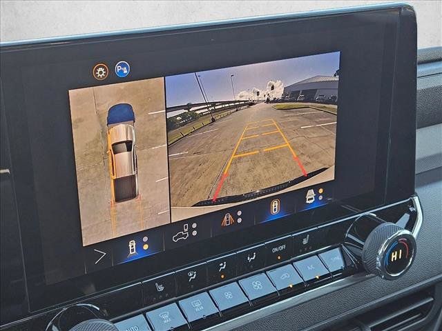 New 2026 Chevrolet Colorado Trail Boss AWD/4WD image 13