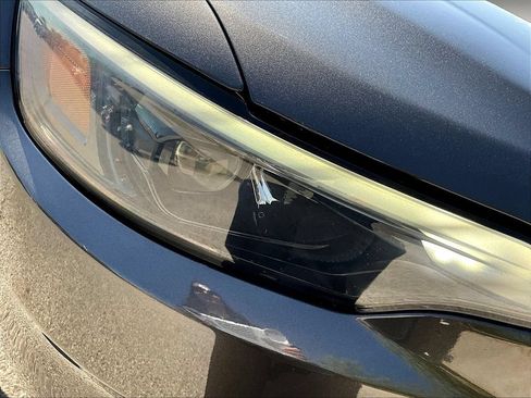 Used 2019 Jeep Cherokee Limited AWD/4WD image 36