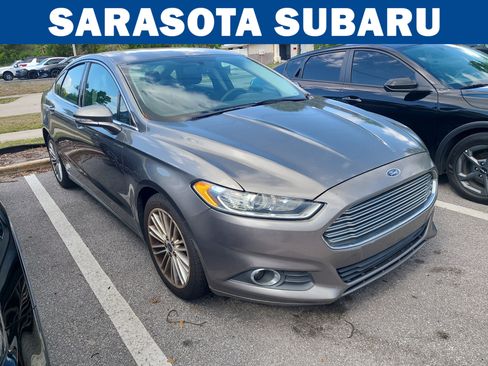 Used 2014 Ford Fusion SE w/ Equipment Group 202A image 1