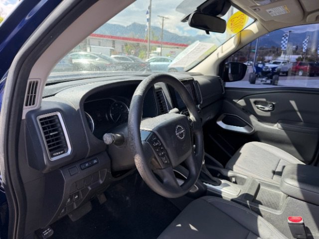 Used 2023 Nissan Frontier SV AWD/4WD image 25