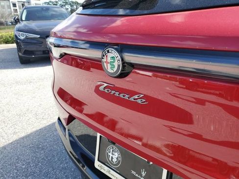 New 2025 Alfa Romeo Tonale AWD/4WD image 5