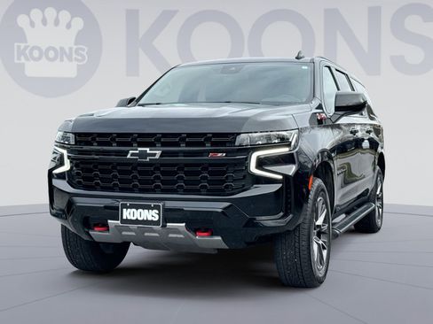 Used 2023 Chevrolet Suburban Z71 image 1