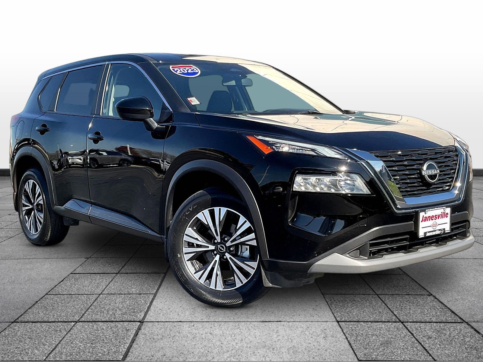 Used 2023 Nissan Rogue SV AWD/4WD image 1