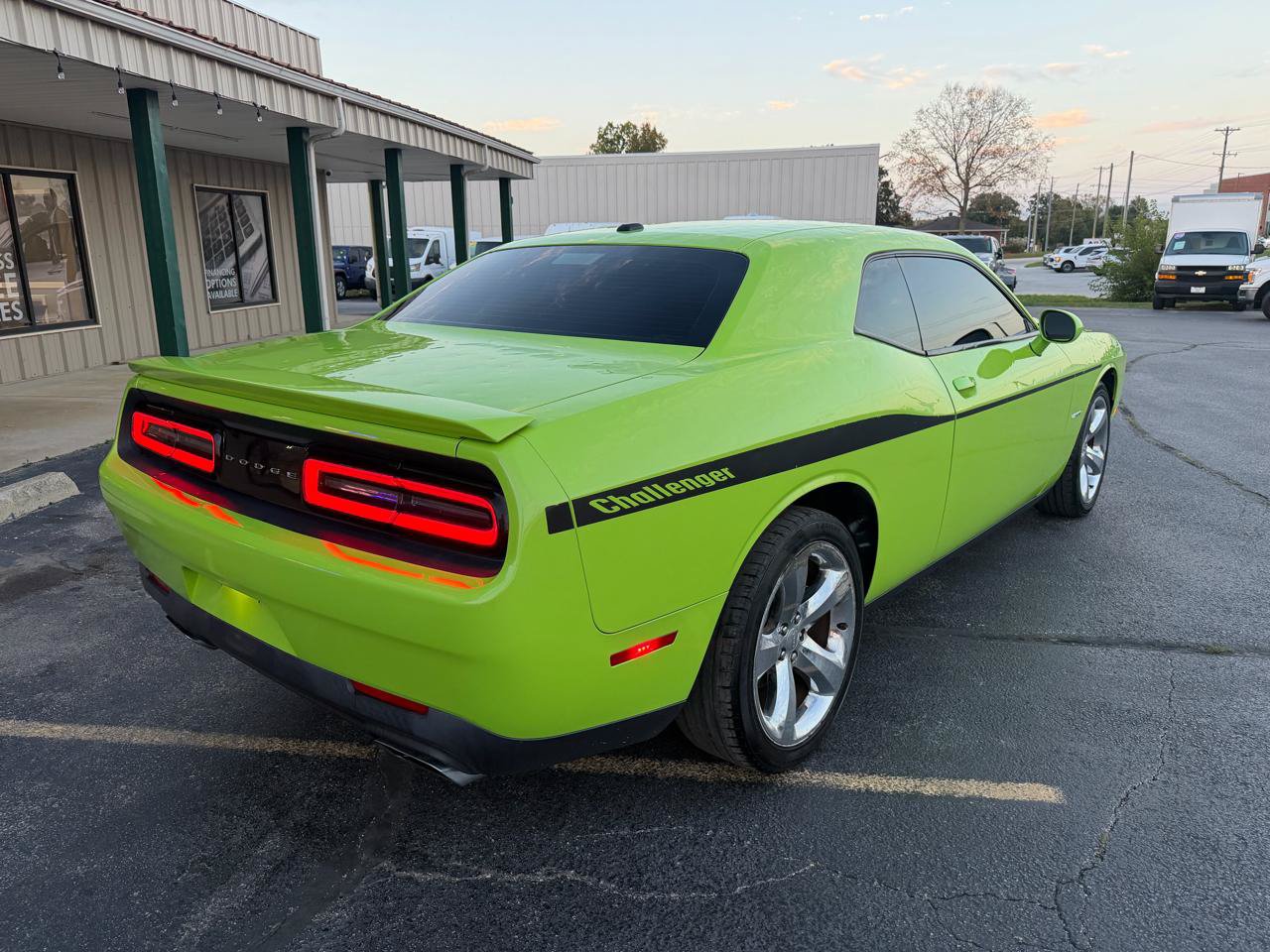 Used 2015 Dodge Challenger R/T w/ Quick Order Package 28B R/T RWD image 3