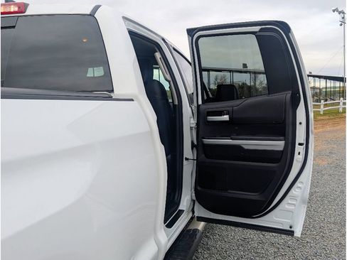 Used 2021 Toyota Tundra Limited w/ Limited Premium Package image 12