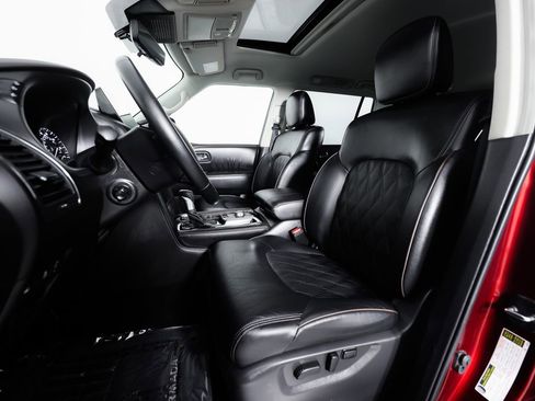 Used 2024 Nissan Armada Platinum w/ Captain's Chairs Package image 27