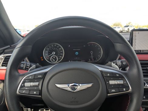 Used 2023 Genesis G70 2.0T w/ Sport Prestige Package image 33