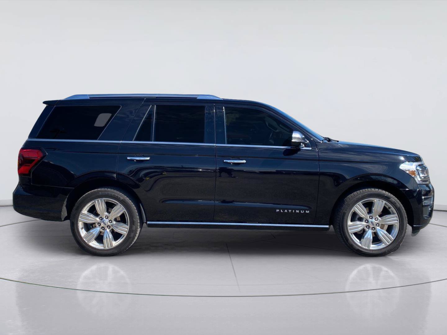 Used 2022 Ford Expedition Platinum RWD image 10