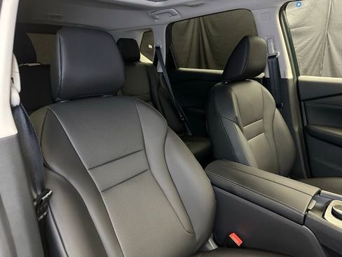 New 2026 Nissan Rogue SV AWD/4WD image 15