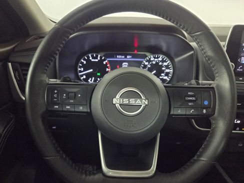 Used 2023 Nissan Rogue SV w/ SV Premium B Package FWD image 17