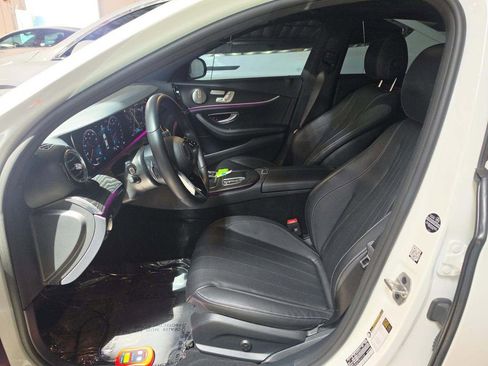 Used 2023 Mercedes-Benz E 350 Sedan image 4