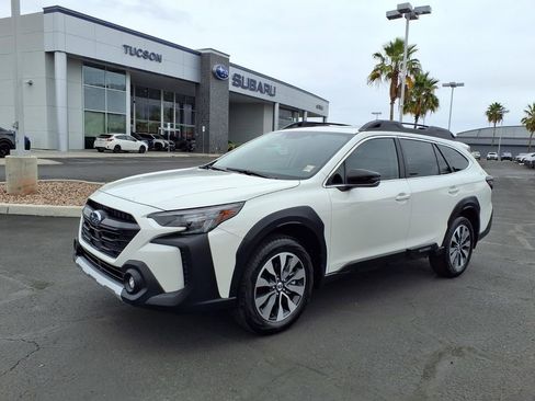 Used 2025 Subaru Outback Limited AWD/4WD image 8