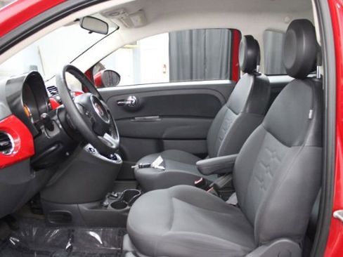 Used 2015 FIAT 500 Pop image 8