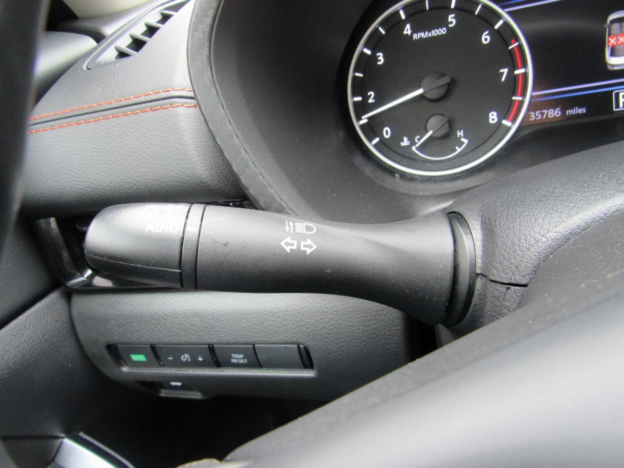 Used 2025 Nissan Sentra SR FWD image 20