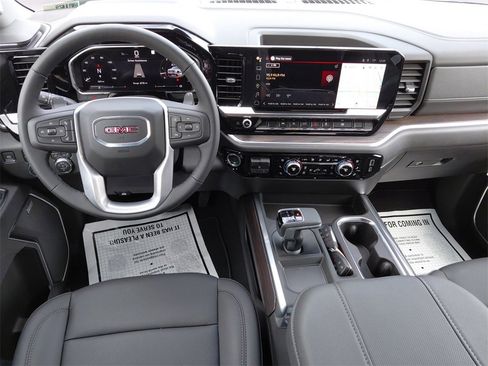 New 2026 GMC Sierra 1500 SLT w/ SLT Premium Package image 12