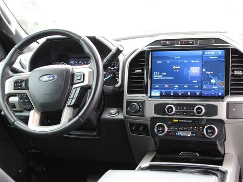Used 2022 Ford F250 Lariat w/ Lariat Ultimate Package AWD/4WD image 28