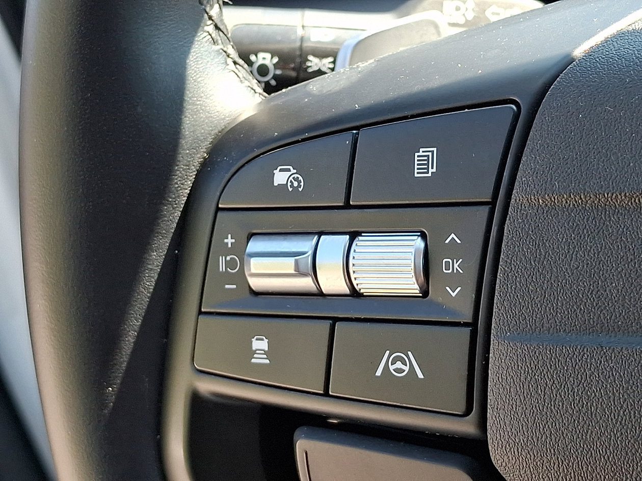 Used 2026 Kia Sportage LX FWD image 20