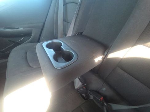 Used 2020 Chevrolet Malibu LT FWD image 14