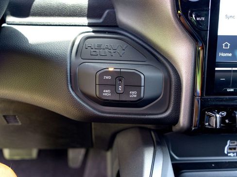 New 2026 RAM 3500 Laramie AWD/4WD image 18