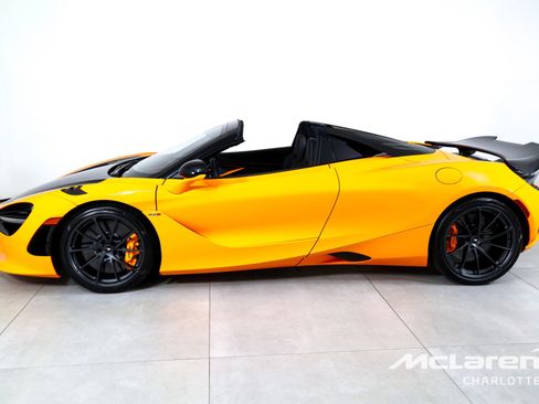 New 2027 McLaren 750S Spider RWD image 7