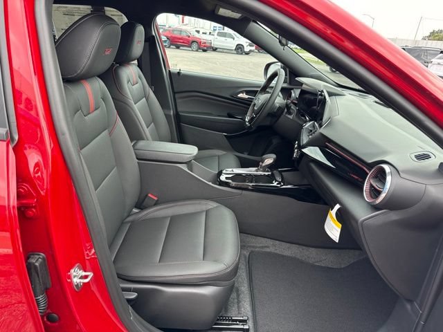 New 2026 Chevrolet Trax RS w/ Driver Confidence Package FWD image 17