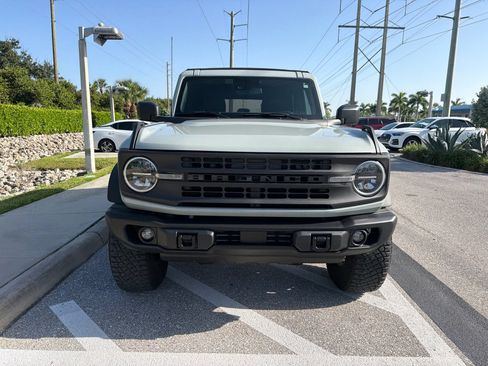 Used 2024 Ford Bronco Black Diamond AWD/4WD image 4